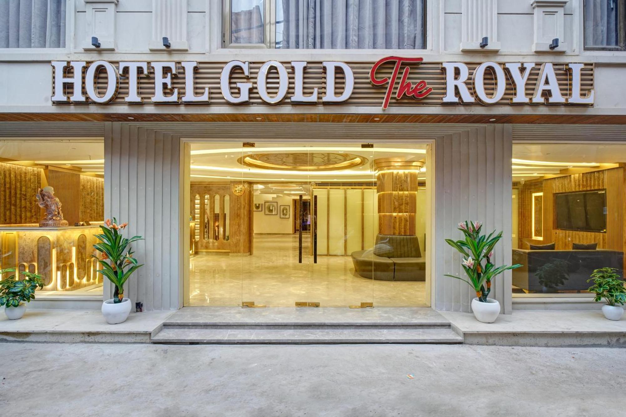 Newly Built Gold The Royal With Rooftop Restaurant - 2Mins Walk From New Delhi Rail Station & 5Mins From Connaught Place Exterior foto